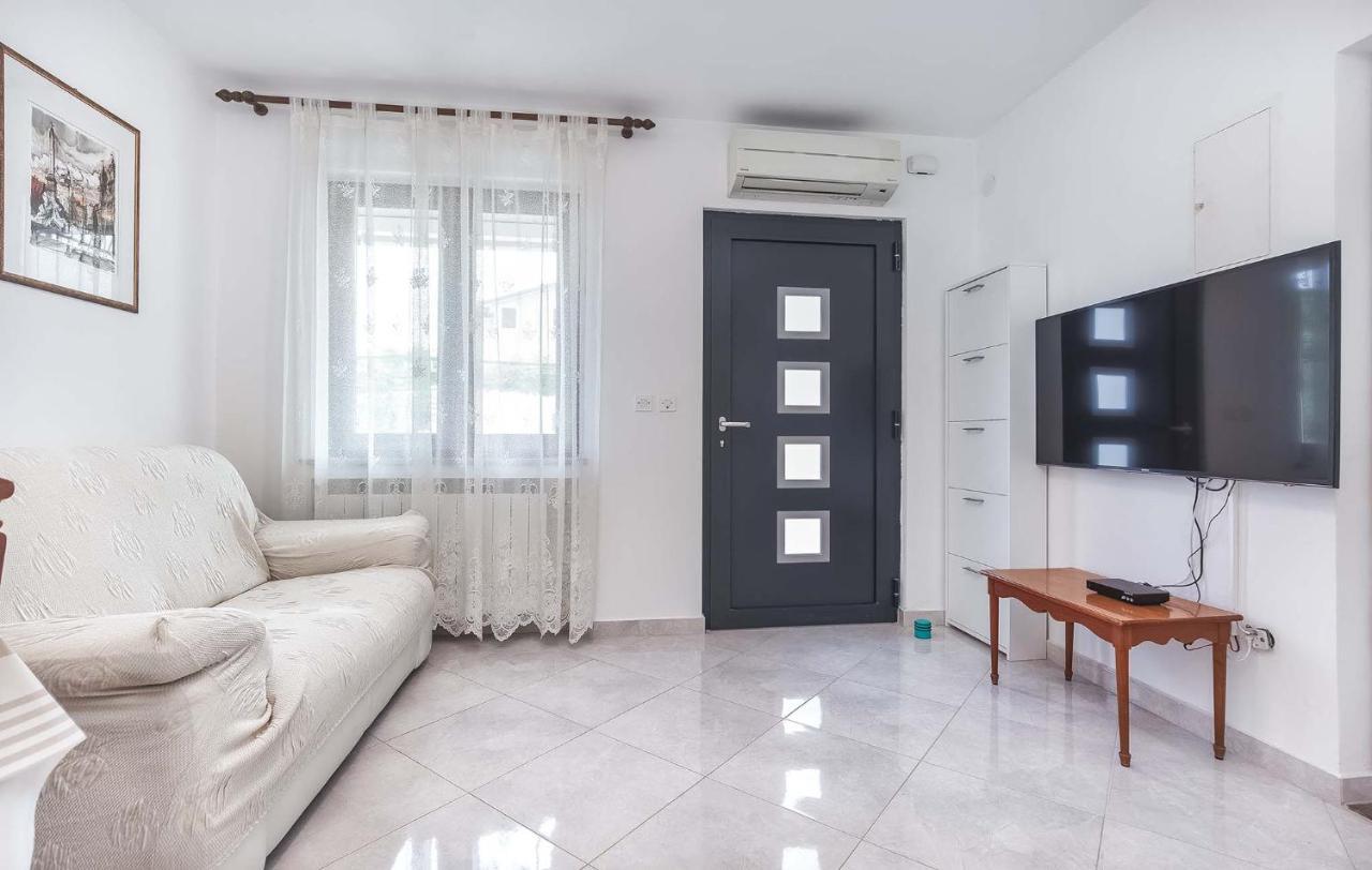 Apartmani Rino, Пореч Екстериор снимка